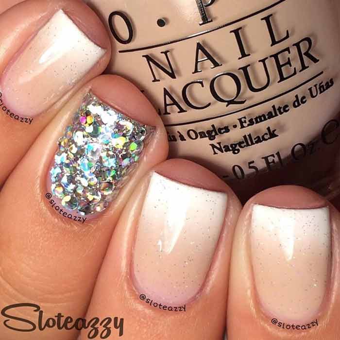 Ombre and Glitter - Cute Short Nail Designs 