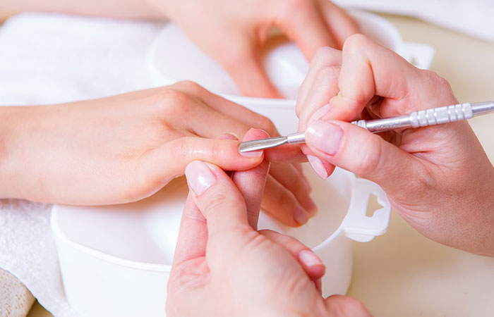 How To Apply Acrylic Nails? - Step 1: Prep The Nails