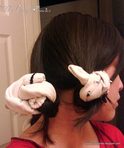 curl hair with socks