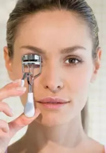 Curl Up your Lashes