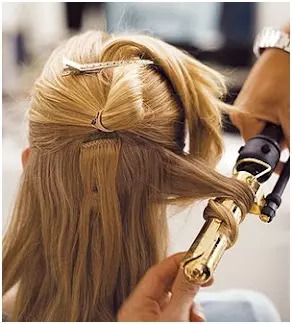 Instant curls for more volume