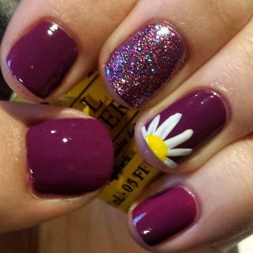 28. Purple Daisy Nails