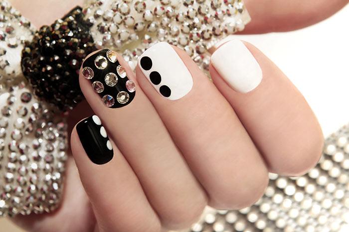 50 Simple Nail Art Designs For Beginners With Styling Tips Aquarium Nail Art
