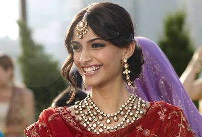 sonam kapoor in thank you