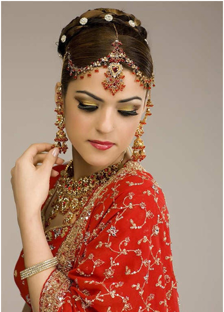 indian bridal bun hairstyles