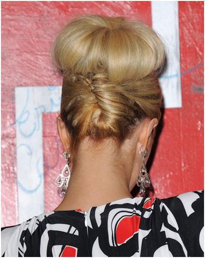 classic chignon up do with a french twist