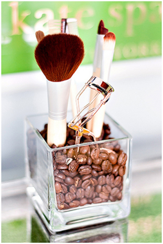 Makeup Brush Storage on Makeup Brushes