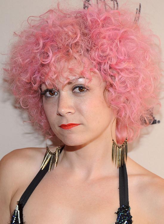 Messy-Curly-Pink-Bob-with-Extensive-Volume