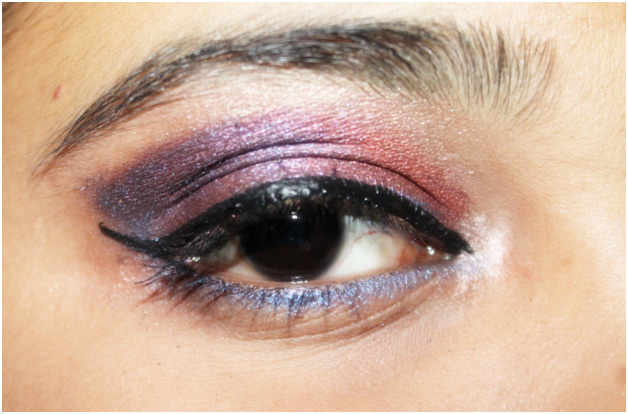 blue and red eye makeup tutorial