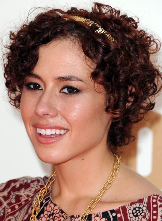 Ultimate-Curly-Bob-with-Headband-for-Girls