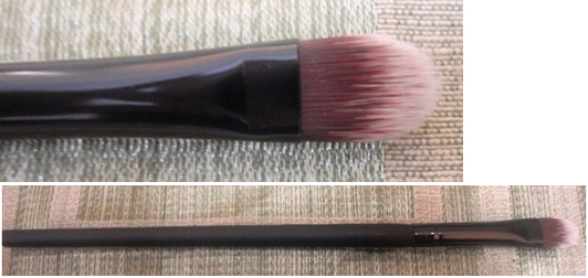concelor brush for makeup