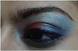 little curling eye makeup