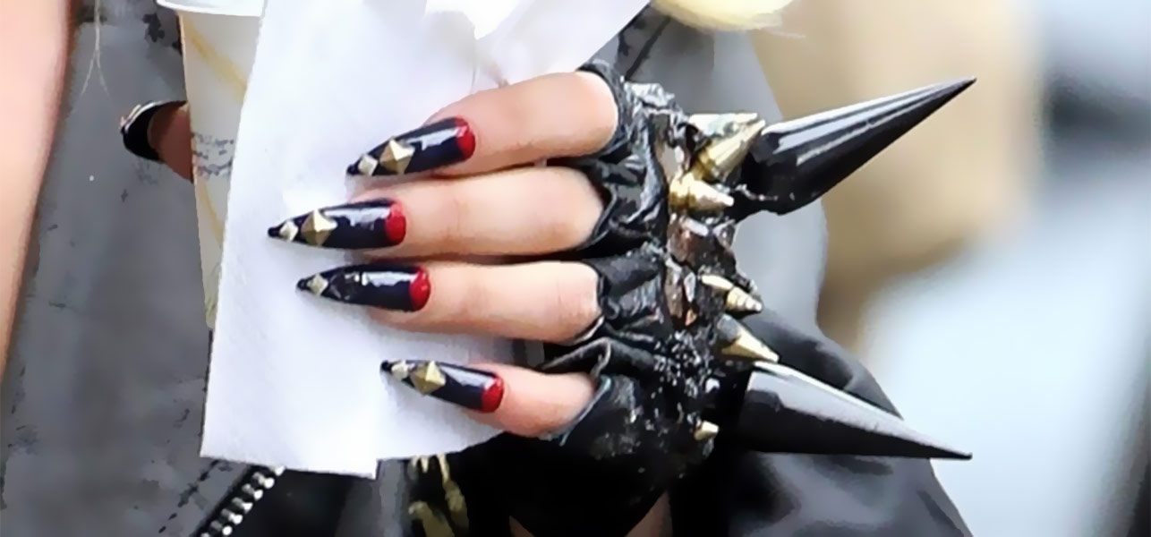 571-Lady-Gaga%E2%80%99s-Most-Loved-Nail-