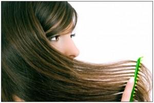 Comb-hair-to-keep-it-tangle-free-300x202