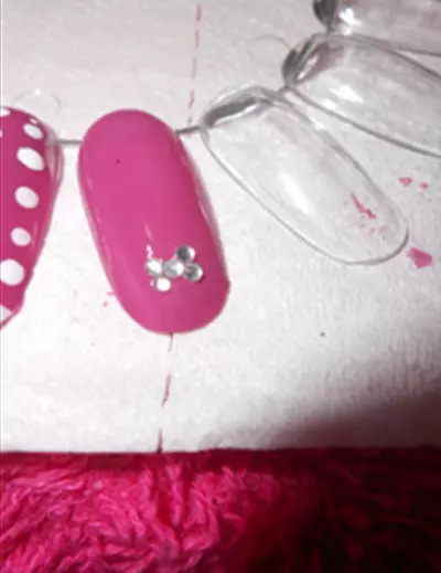 bow nails  7