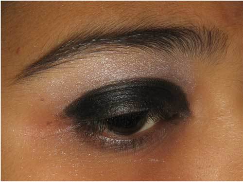 light shade eye makeup