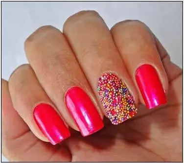 caviar beads nail art 