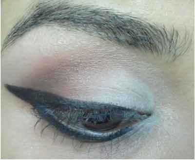 liner eye makeup