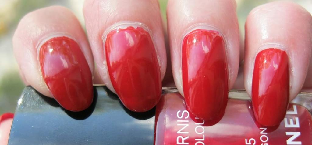 Best Chanel Nail Polishes – Our Top 10