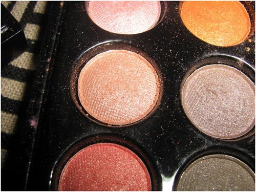 Apply Eyeshadow  step 2