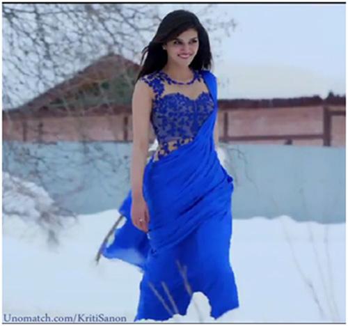 Bollywood Actresses In Saree - Kriti Sanon In Blue Saree Kriti Sanon In Blue Saree