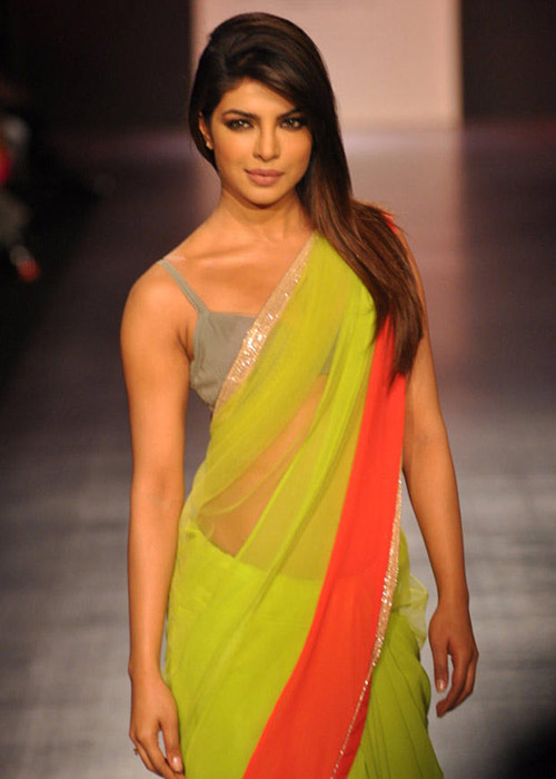 Bollywood Hot Heroine Priyanka Chopra In Yellow Saree