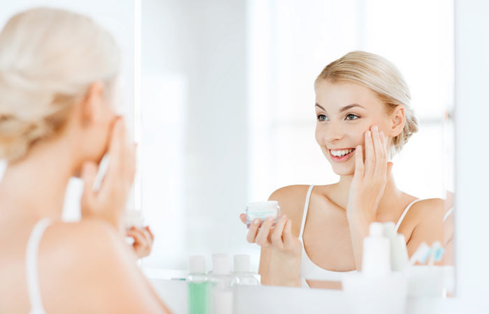 How To Prepare Skin Before Makeup - 3. Apply Moisturizer
