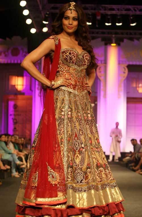 amby vally india bridal week anjalee