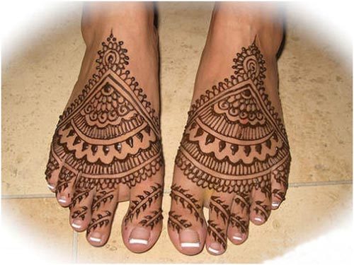 bridal mehndi feet designs