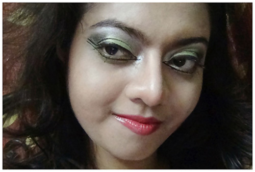 green party eye makeup look