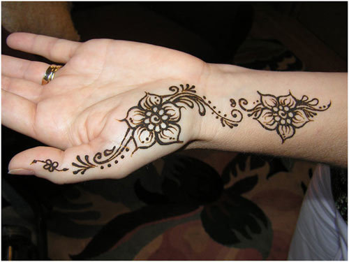 mehndi designs for the palm