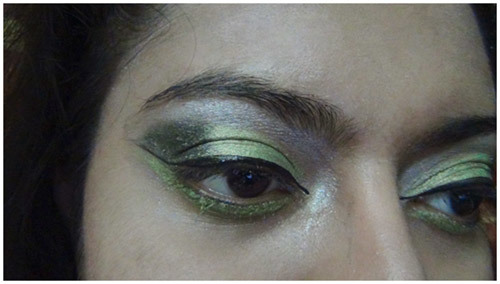 particular eye makeup