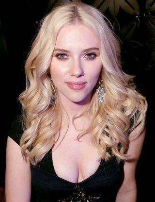 Scarlett Johansson 2. Scarlett Johansson