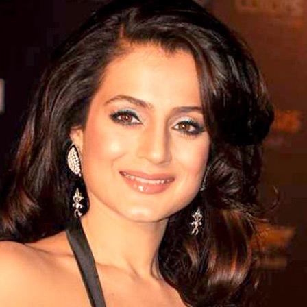 amisha patel beauty secret