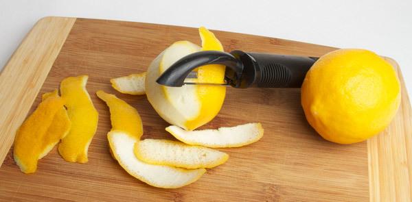 benefits of lemon peels