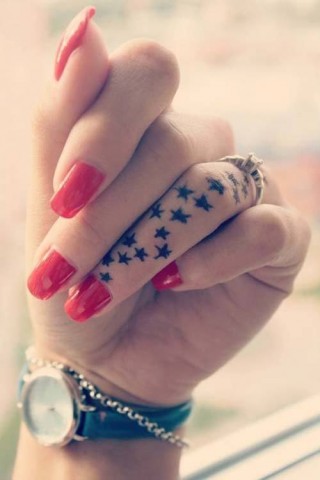 star finger tattoos