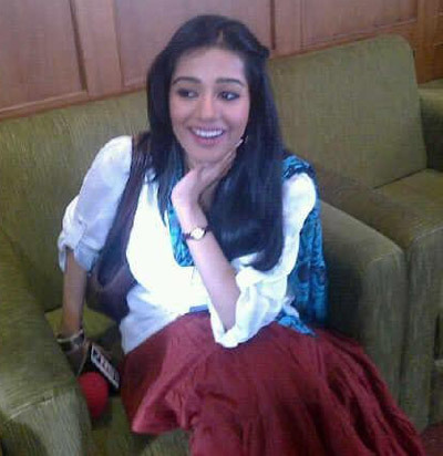 amrita rao Dressed in an indo western outfit