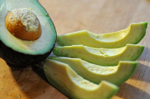 benefits-of-avocado-for-skin.jpg