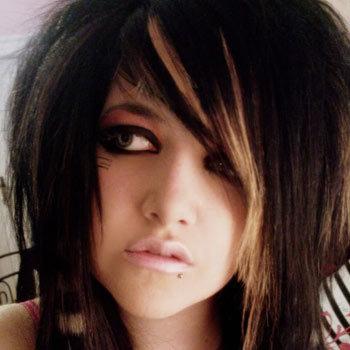 10 Popular Emo Hairstyles To Inspire You