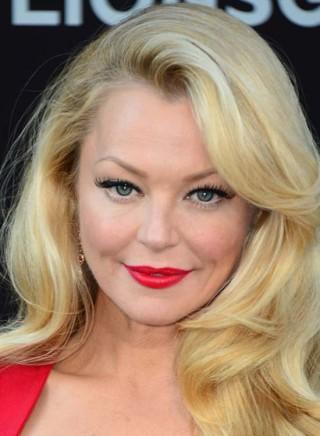 Hairstyles for College Girls - Blonde Waves Blonde-Waves