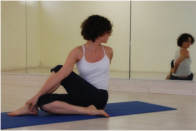 ardha matsyendrasana yoga benefits