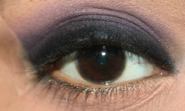 Stunning Dark Violet And Black Eye Makeup2