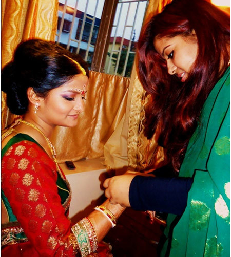 Hindu Bride With Jewelries