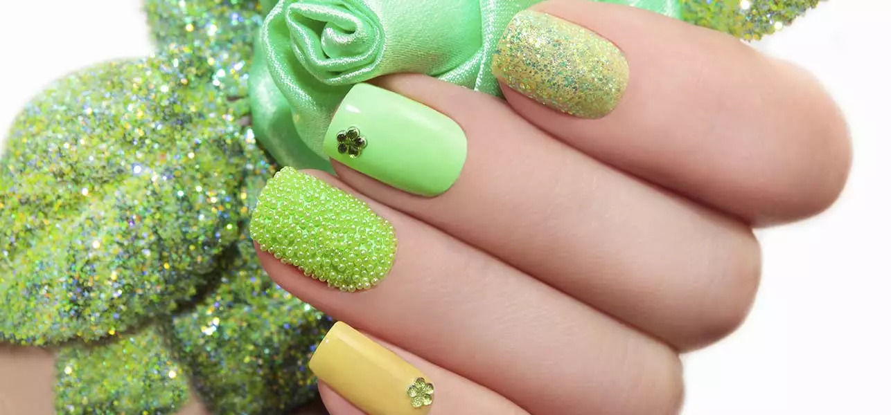 green nail color combos