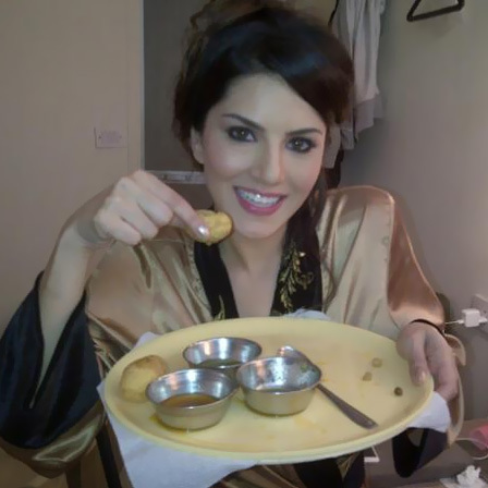  Food Lover Sunny Leone Without Makeup