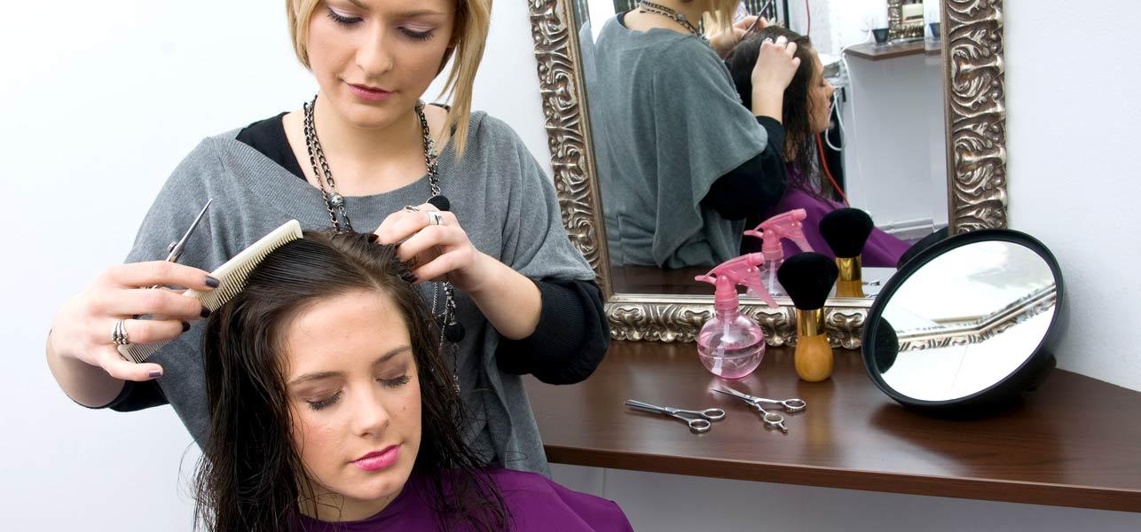 Best Hairstylists In India – Our Top 10 Picks Best Hairstylists In India – Our Top 10 Picks
