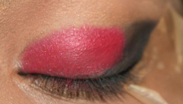 Red and Black Eye Makeup Look (3)