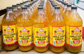 How To Buy The “Right” Kind Of Apple Cider Vinegar For Acne