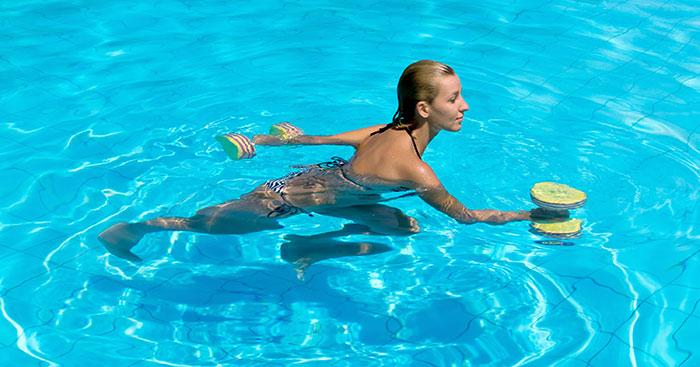 How To Burn 2000 Calories A Day - Water Aerobics water-aerobics