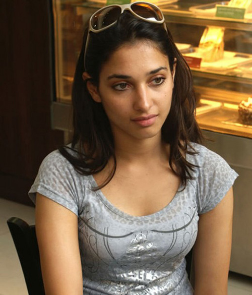 Tamanna in a coffee shop - Tamanna without makeup